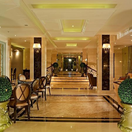 Gulliver'S Tavern Hotel Bangkok Exterior foto