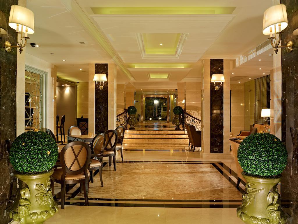 Gulliver'S Tavern Hotel Bangkok Exterior foto